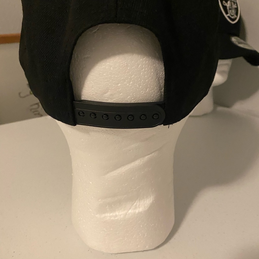 Las Vegas Raiders New Era 9Fity Snapback - Picture 5 of 6